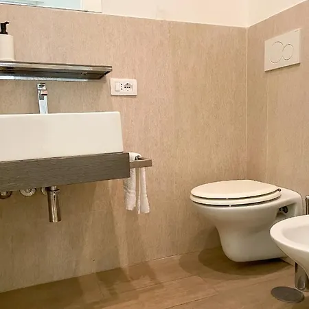 Veneto Boutique 招待所 2*